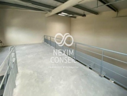 ACTIVITES/BUREAUX 330 m²