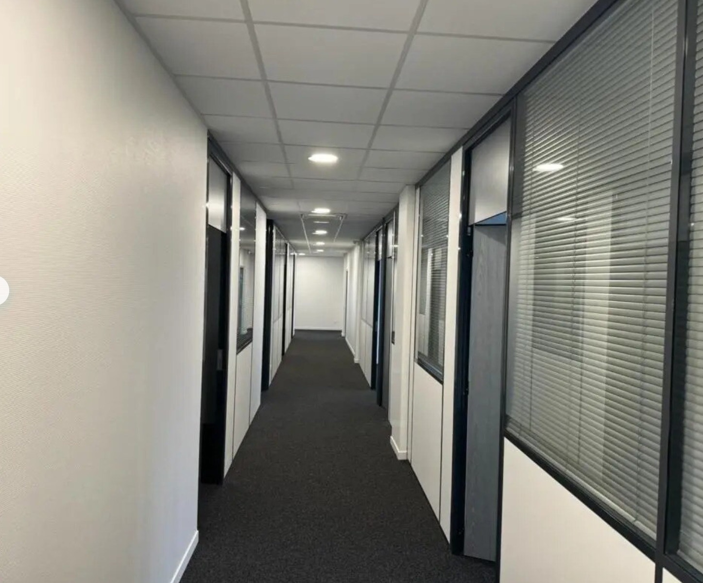 LOCATION BUREAUX 648 m²