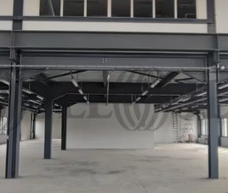 LOCATION ACTIVITES/ENTREPOTS 785 m²