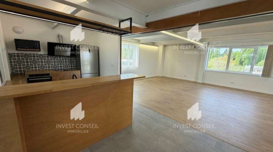 LOCATION BUREAUX 133 m²