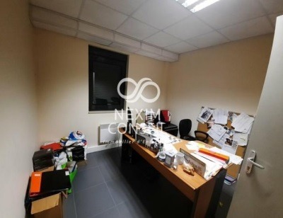 ACTIVITES/BUREAUX 330 m²