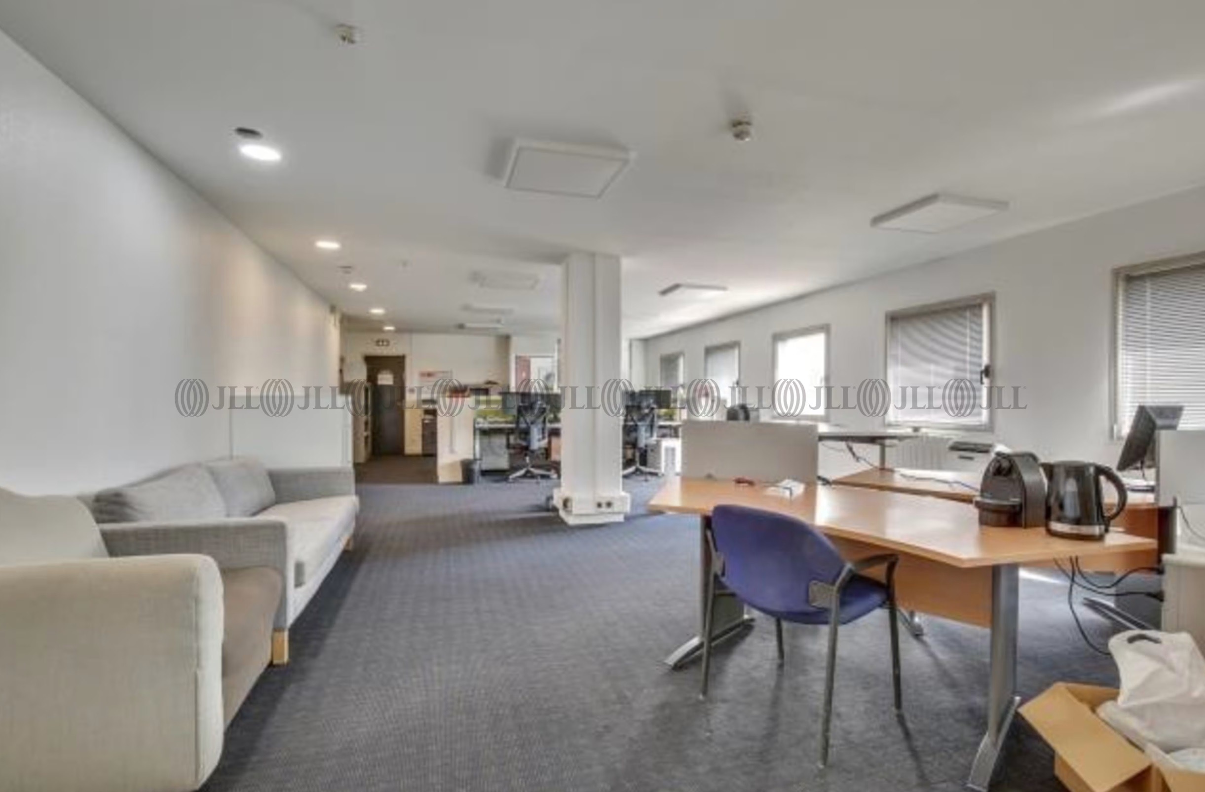 VENTE ACTIVITES/BUREAUX 4173 m²