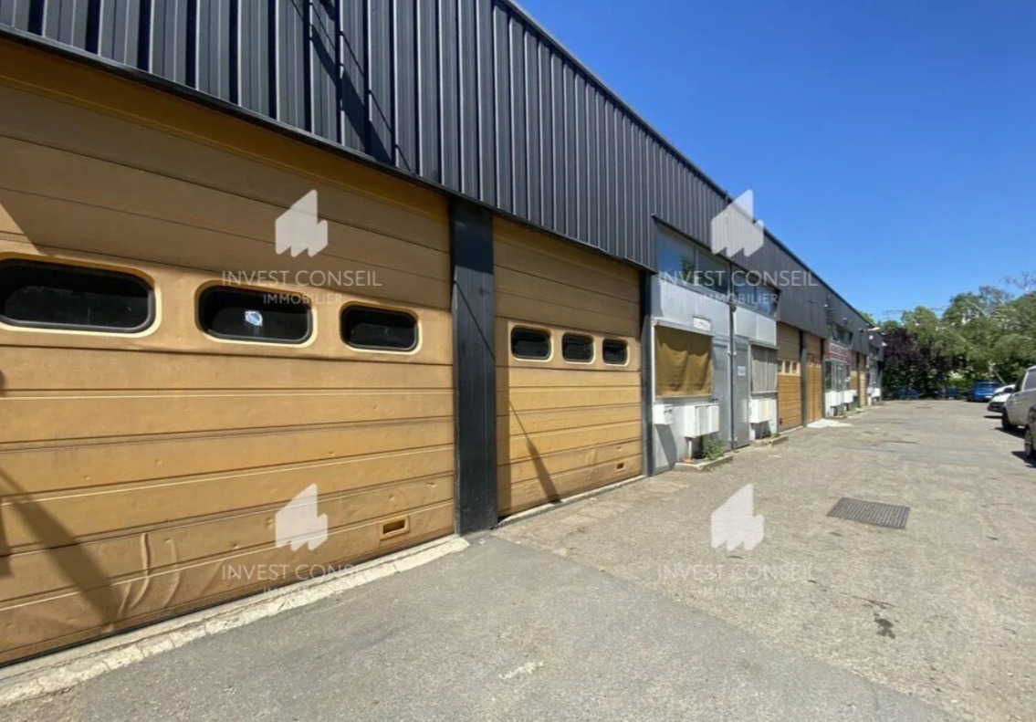 LOCATION ACTIVITES/BUREAUX 112 m²