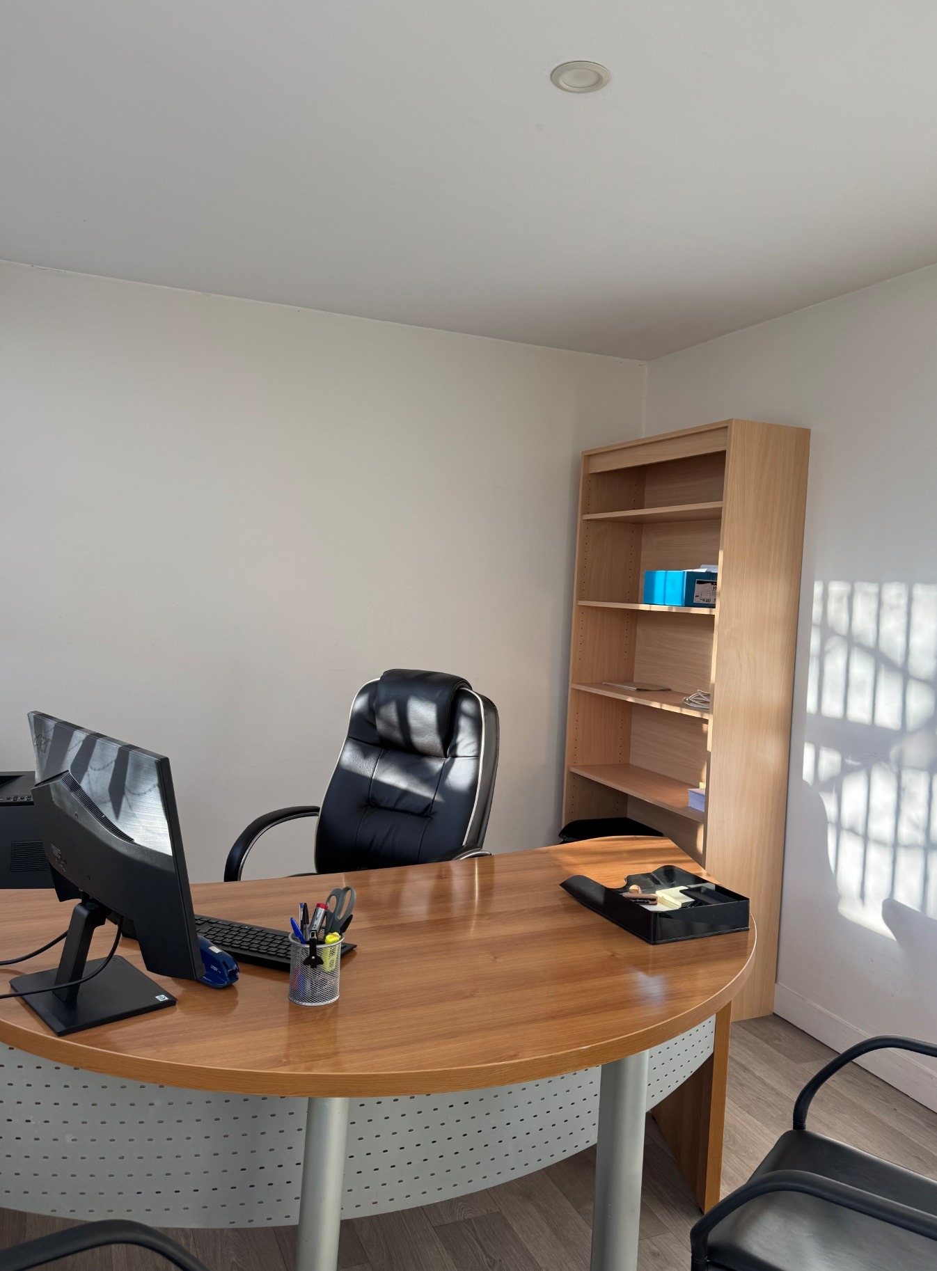 BUREAU 45 m²