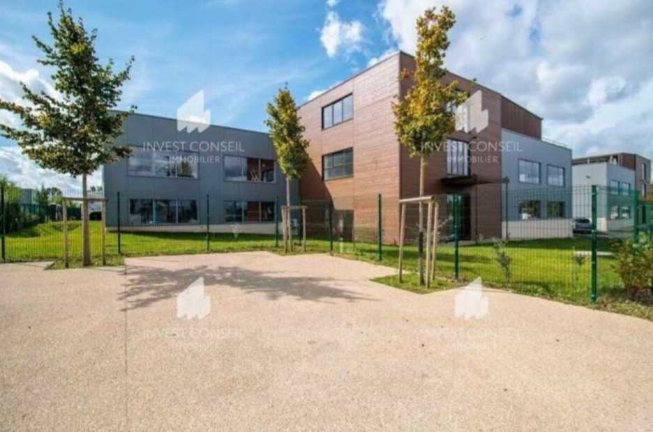 LOCATION BUREAUX 133 m²