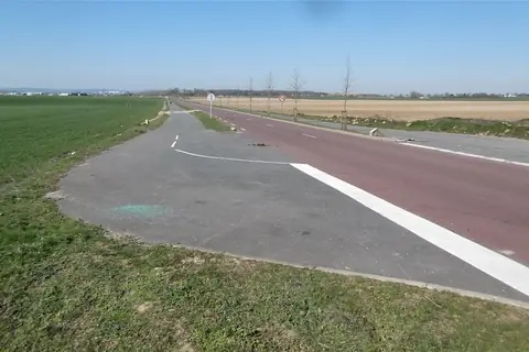 Voie du bus à haut niveau de service dans le Triangle de Gonesse